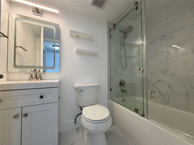 6445 SW 130th Pl 610, Miami, FL 33183