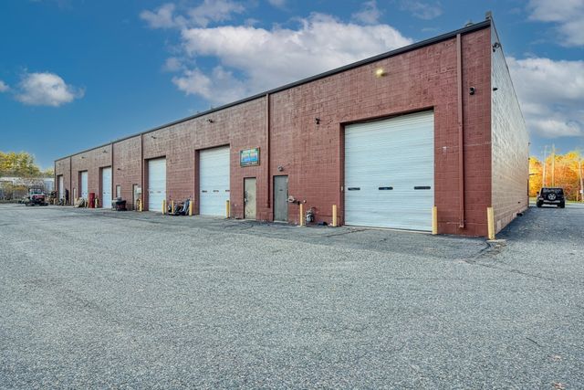 10 Bedford Park 2, Bridgewater, MA 02324