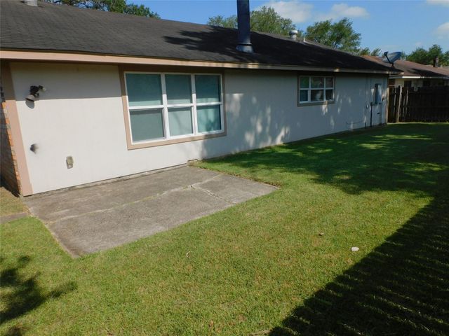 1338 Leadenhall Circle, Channelview, TX 77530