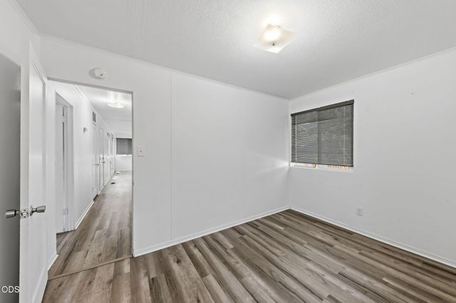 858 E 9th Street, Medford, OR 97504