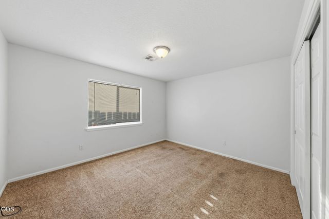 858 E 9th Street, Medford, OR 97504