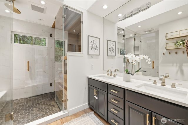 14317 SE 49th Street, Bellevue, WA 98006