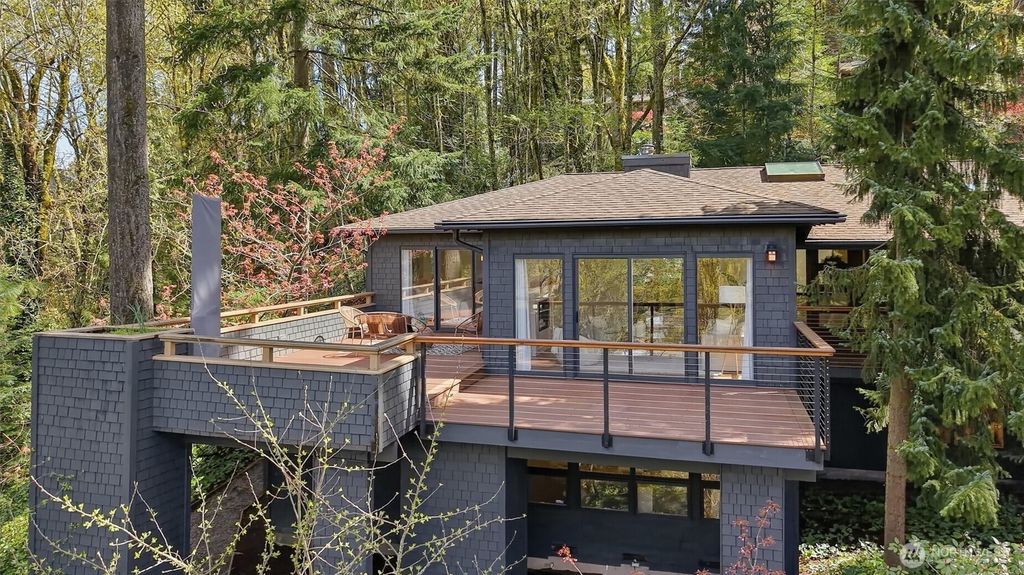 14317 SE 49th Street, Bellevue, WA 98006