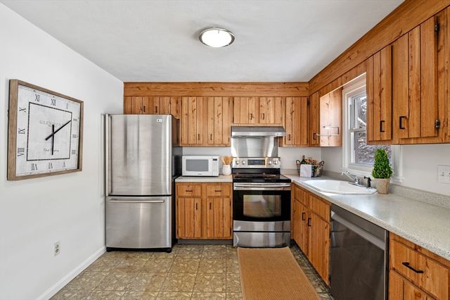 70 Maverick Street, Marblehead, MA 01945