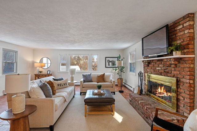 70 Maverick Street, Marblehead, MA 01945