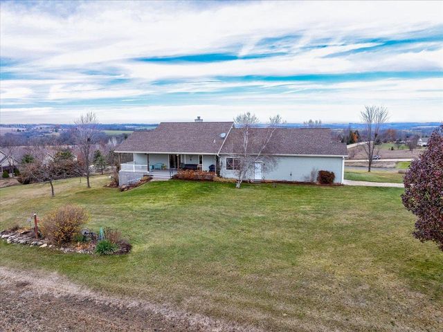 N8894 Blue Vista Lane, New Glarus, WI 53574