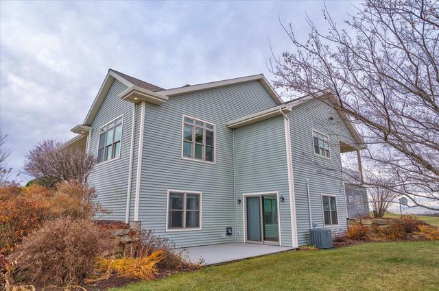 N8894 Blue Vista Lane, New Glarus, WI 53574