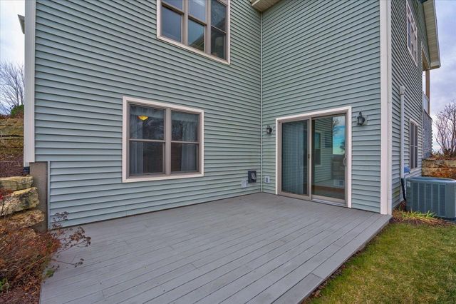 N8894 Blue Vista Lane, New Glarus, WI 53574