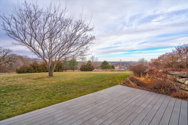 N8894 Blue Vista Lane, New Glarus, WI 53574