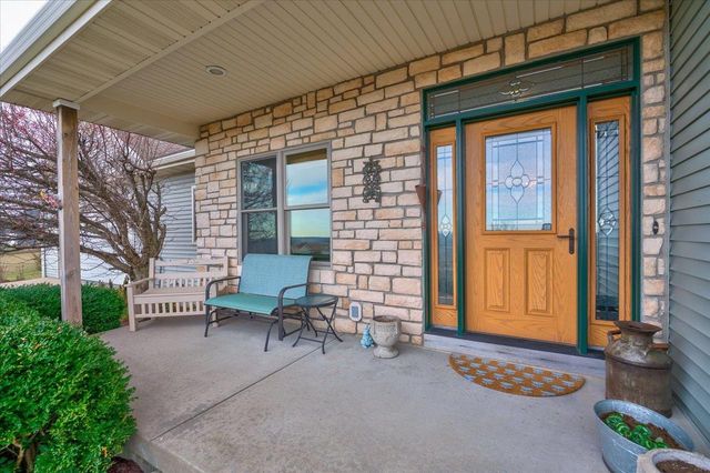 N8894 Blue Vista Lane, New Glarus, WI 53574