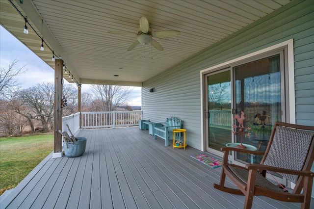 N8894 Blue Vista Lane, New Glarus, WI 53574