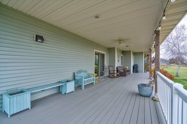 N8894 Blue Vista Lane, New Glarus, WI 53574