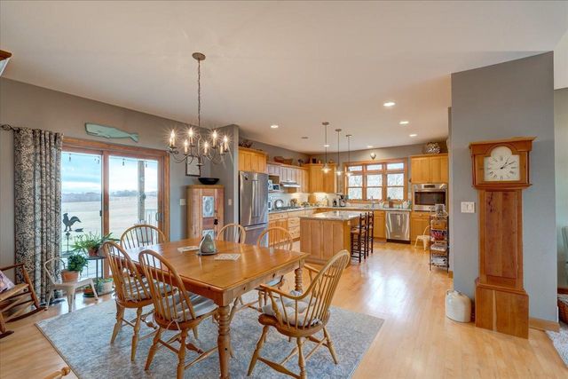 N8894 Blue Vista Lane, New Glarus, WI 53574