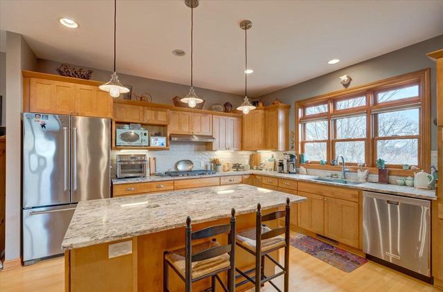 N8894 Blue Vista Lane, New Glarus, WI 53574