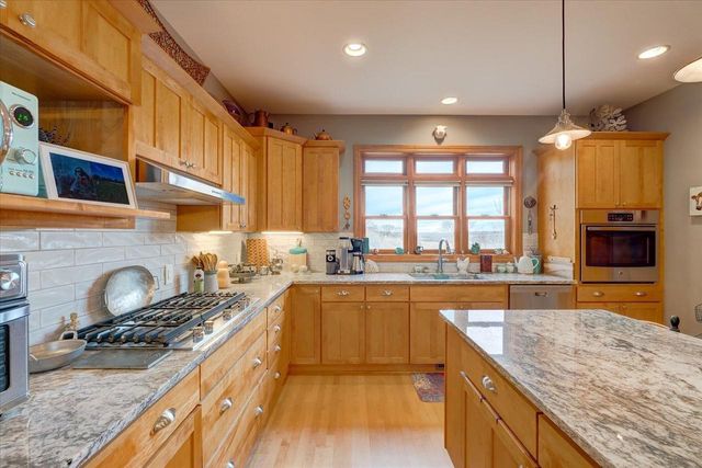 N8894 Blue Vista Lane, New Glarus, WI 53574
