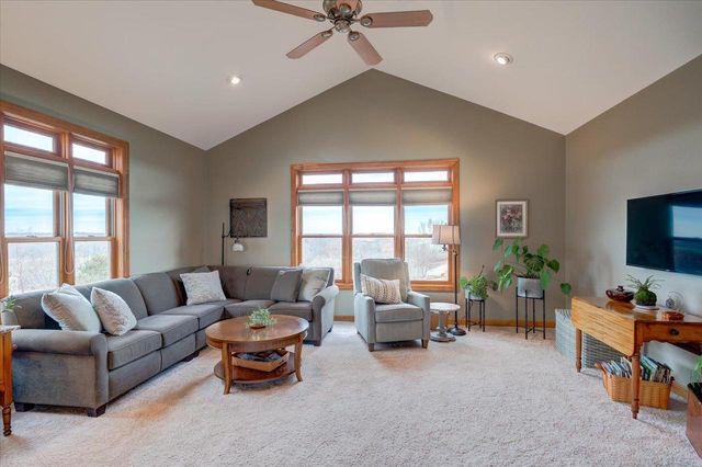 N8894 Blue Vista Lane, New Glarus, WI 53574