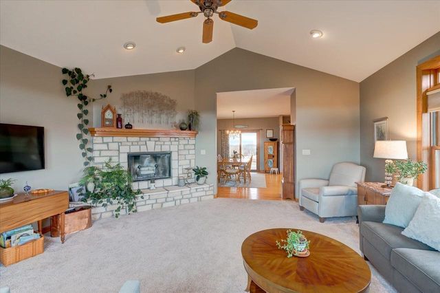 N8894 Blue Vista Lane, New Glarus, WI 53574