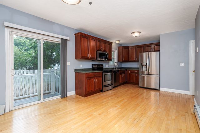 76 Mill Street U: B4, Lancaster, MA 01523