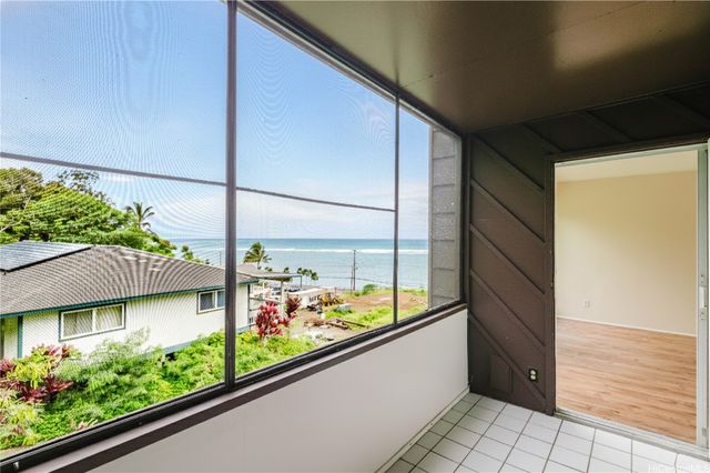 51-636 Kamehameha Highway 4413, Kaaawa, HI 96730