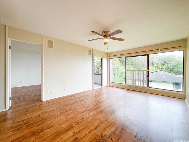 51-636 Kamehameha Highway 4413, Kaaawa, HI 96730