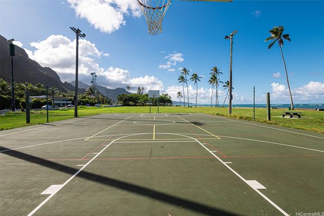 51-636 Kamehameha Highway 4413, Kaaawa, HI 96730