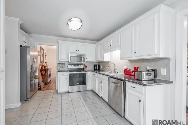 417 Kimmeridge Dr, Baton Rouge, LA 70815