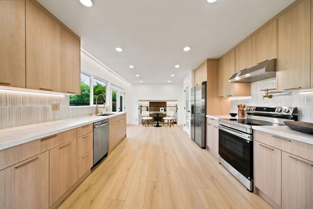 5016 Las Cruces Court, San Jose, CA 95118