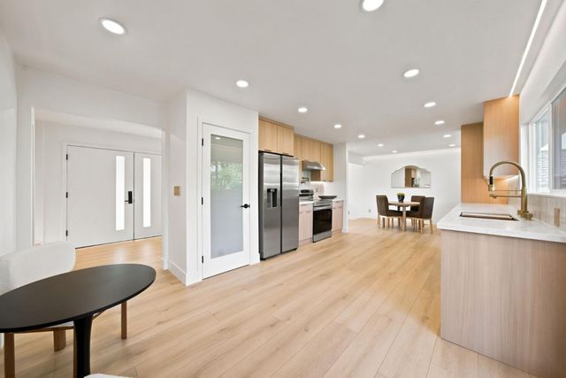 5016 Las Cruces Court, San Jose, CA 95118