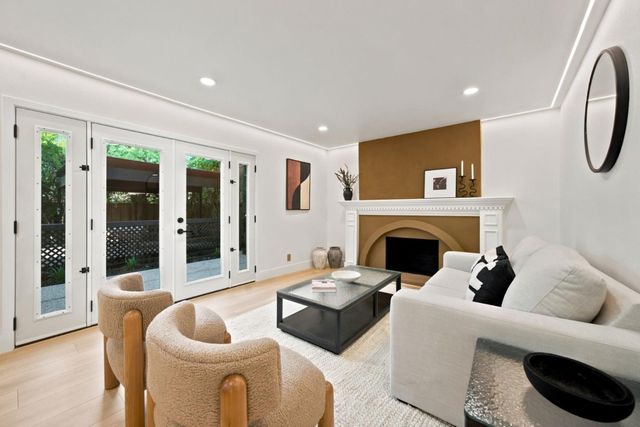 5016 Las Cruces Court, San Jose, CA 95118