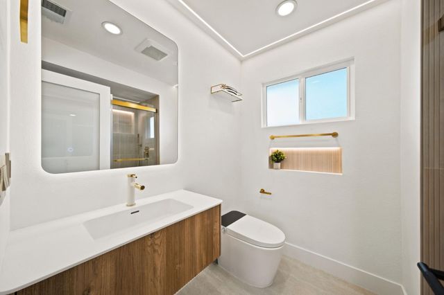 5016 Las Cruces Court, San Jose, CA 95118