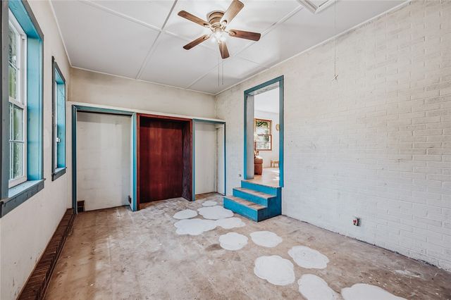 209 Cleveland Pike Road, Westminster, SC 29693