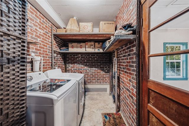 209 Cleveland Pike Road, Westminster, SC 29693