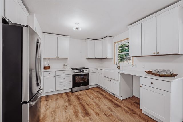 209 Cleveland Pike Road, Westminster, SC 29693