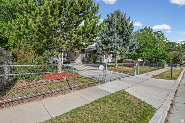 5604 S BRANDY WINE, Taylorsville, UT 84129