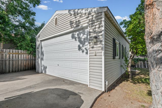 5604 S BRANDY WINE, Taylorsville, UT 84129