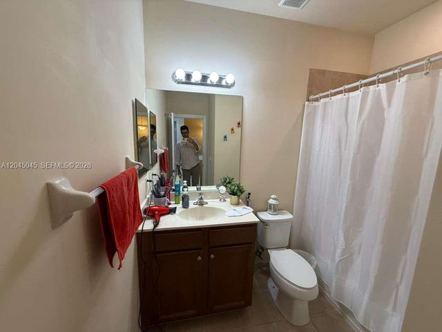9572 SW 169th Pl Main House, Miami, FL 33196