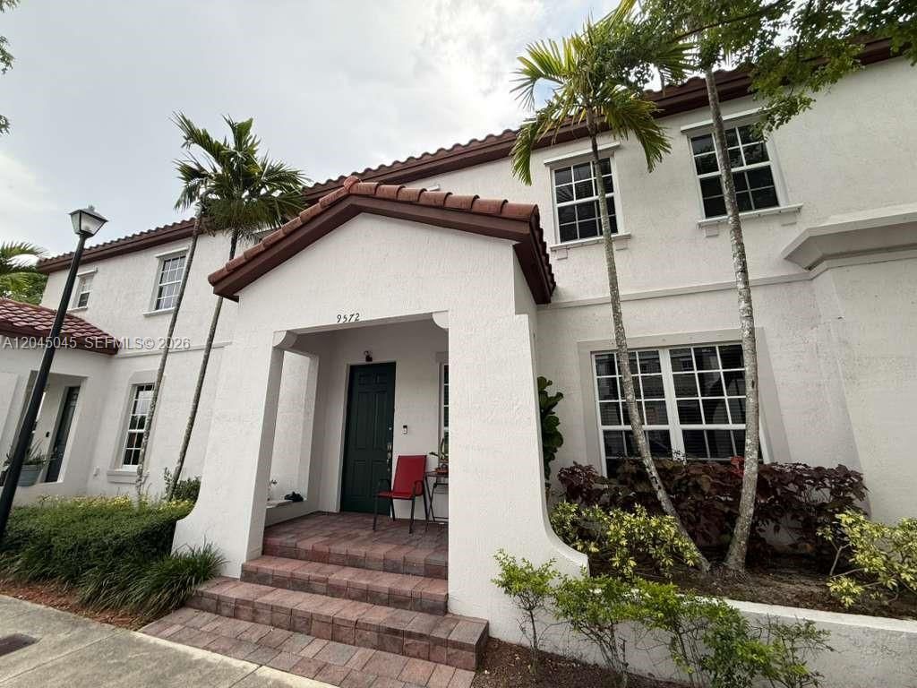 9572 SW 169th Pl Main House, Miami, FL 33196