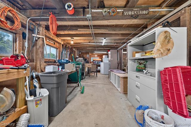 5675 36 Mile Road, Romeo, MI 48065