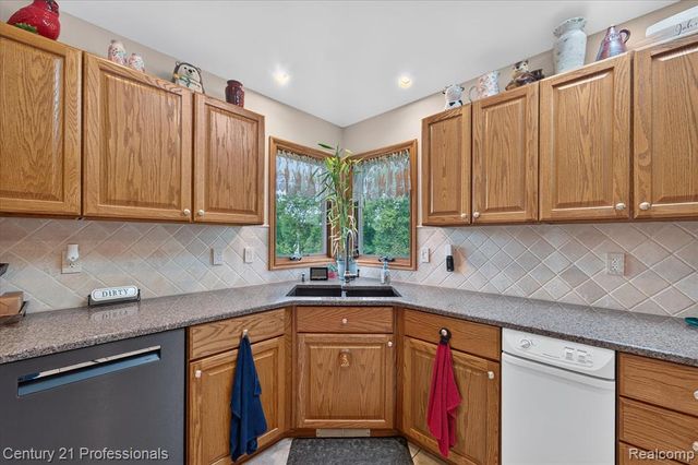5675 36 Mile Road, Romeo, MI 48065