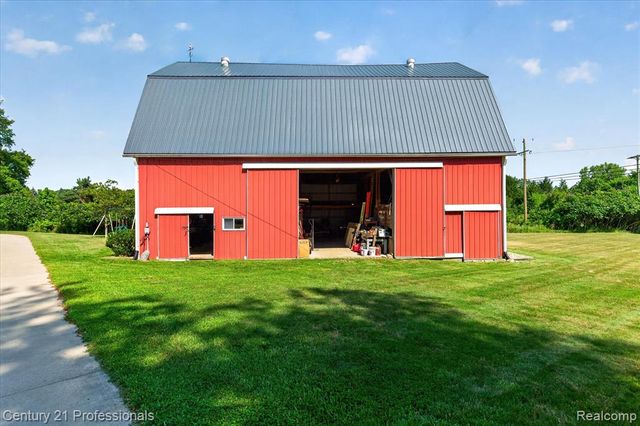 5675 36 Mile Road, Romeo, MI 48065