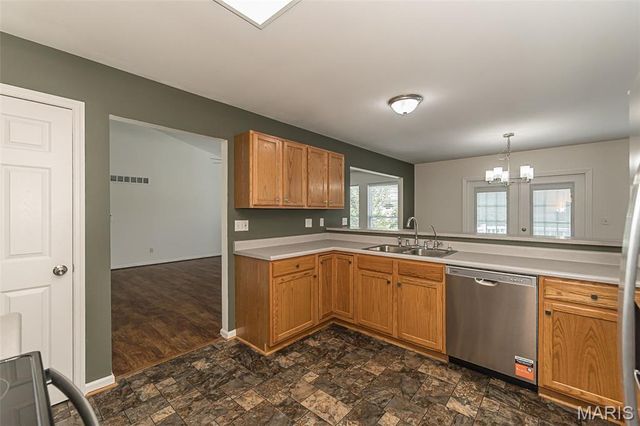 306 Grand Oaks Court, Wentzville, MO 63385