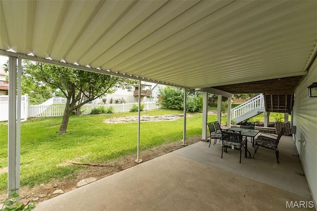 306 Grand Oaks Court, Wentzville, MO 63385