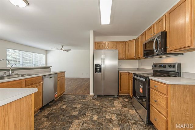 306 Grand Oaks Court, Wentzville, MO 63385