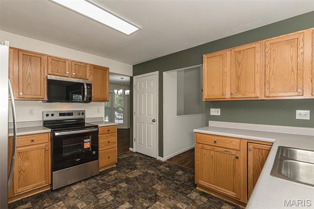306 Grand Oaks Court, Wentzville, MO 63385