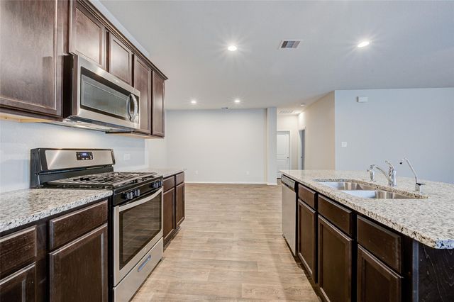 13989 Leigh Lake Lane, Conroe, TX 77384