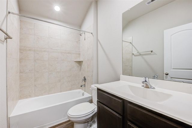 13989 Leigh Lake Lane, Conroe, TX 77384