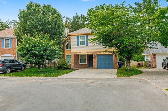112 Meridian Ct, Franklin, TN 37069