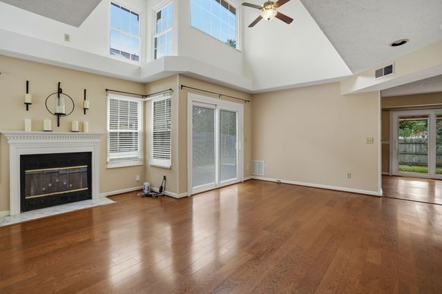 112 Meridian Ct, Franklin, TN 37069