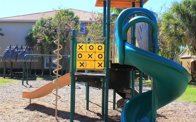 160 SW 117th Ter 6103, Pembroke Pines, FL 33025