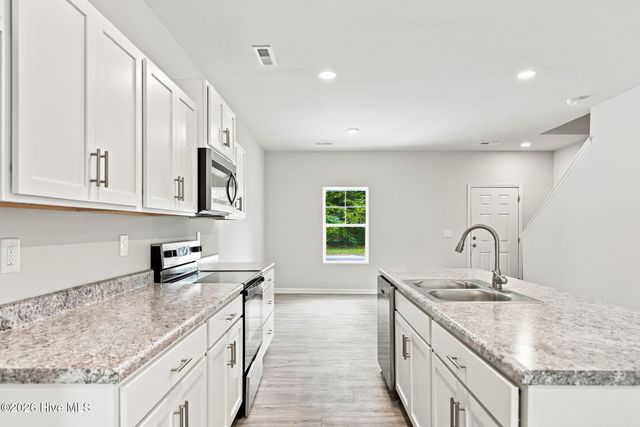 468 Maides Avenue, Wilmington, NC 28405